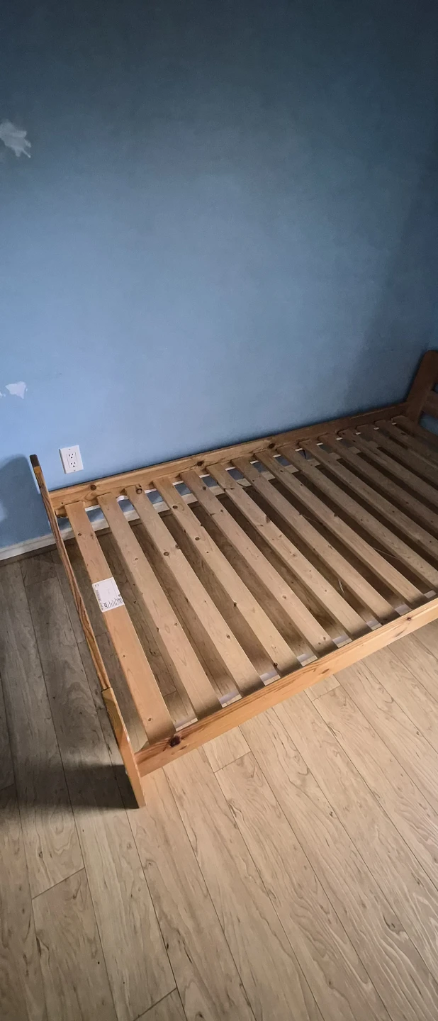 Twin Size Wooden Bed Frame - photo 4