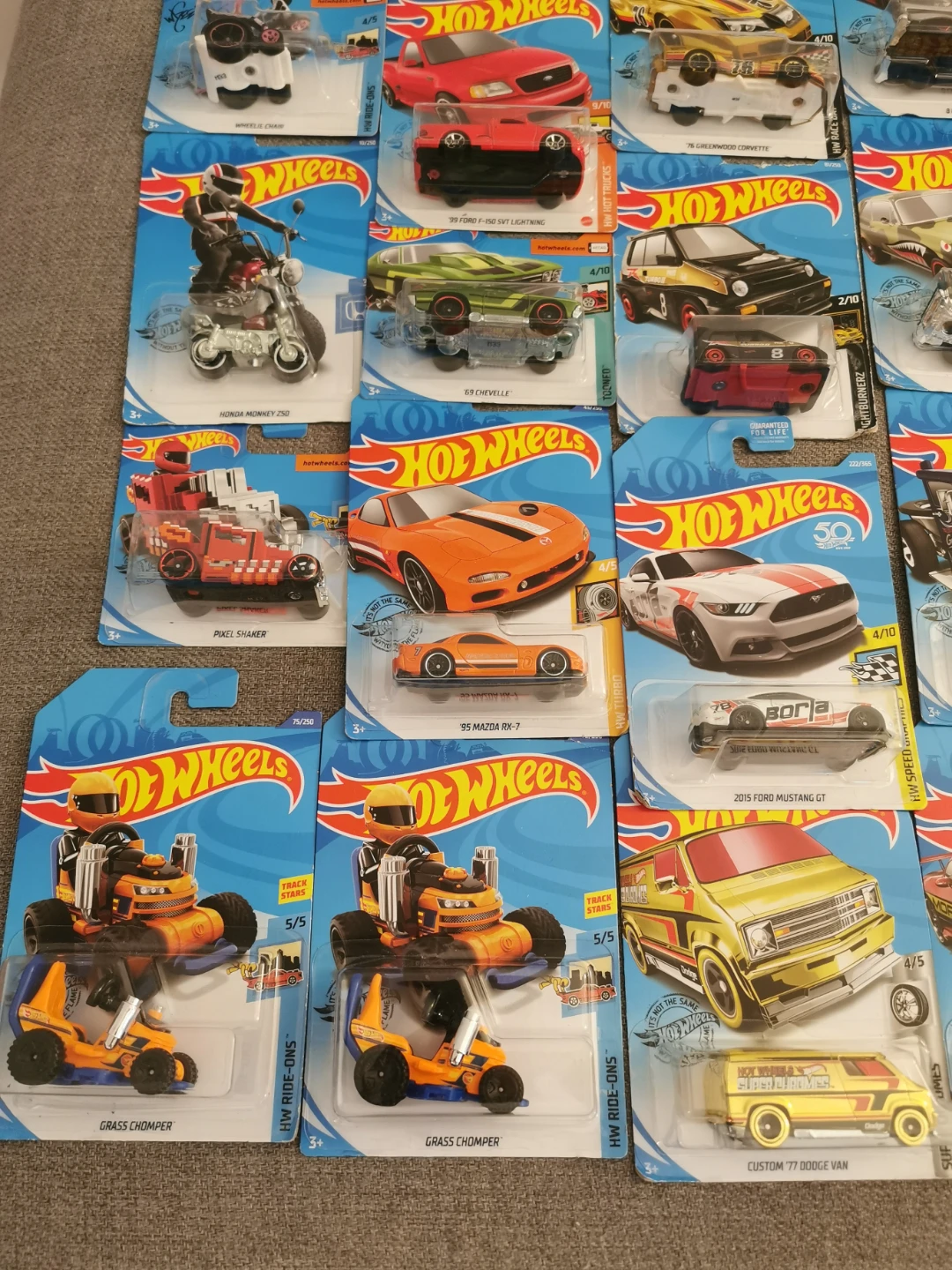Bulk of Hot Wheels - photo 2