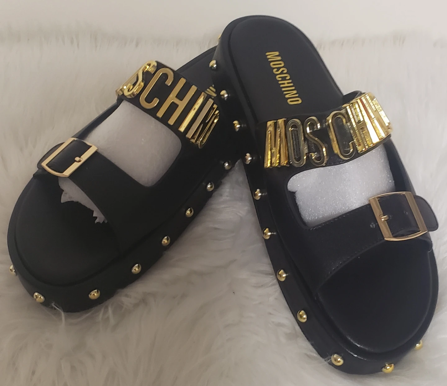 Brand new Women's Summer Mochino Slippers