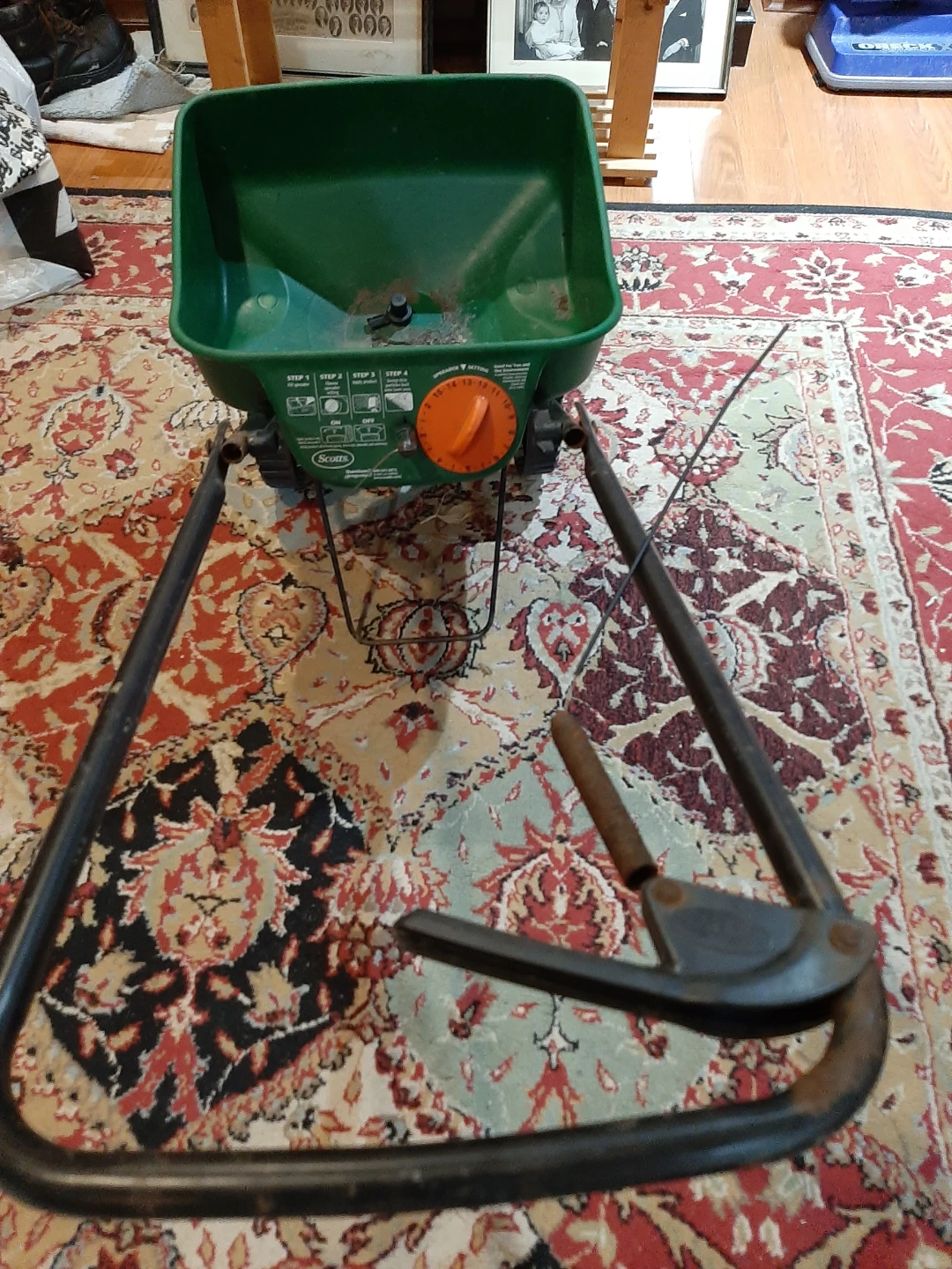 Scotts Spreader