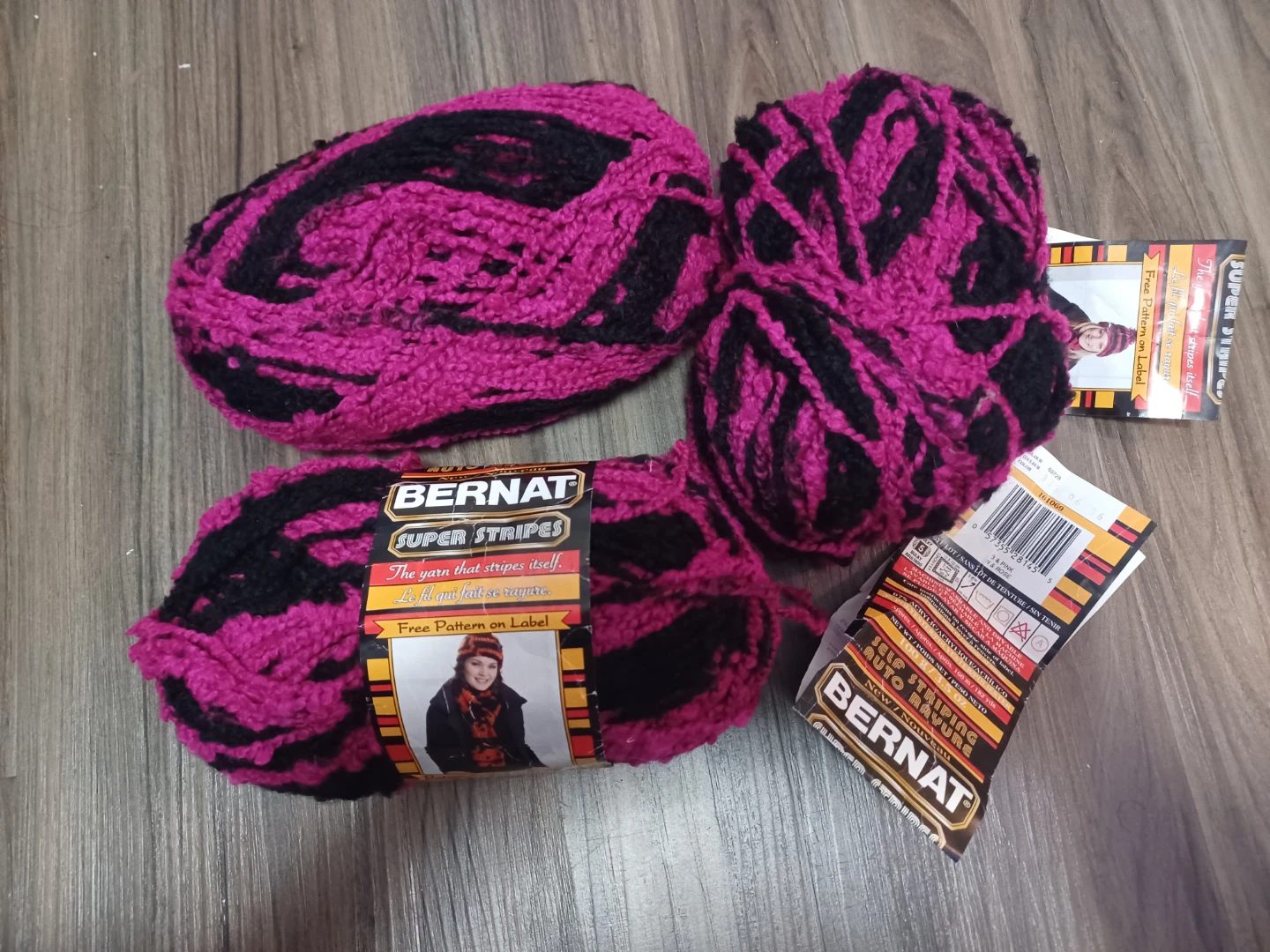 Bernat Super Stripes Self Striping Yarn - 3 balls