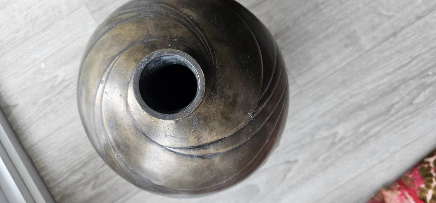 Set of 3 Decorative Bronze vases with Swirl Design - photo 4