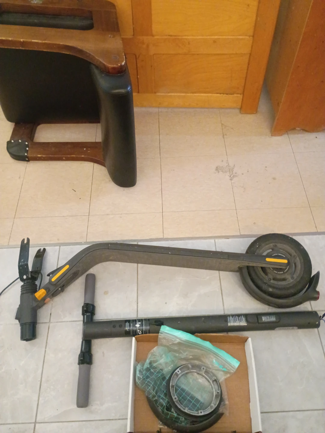 Ninebot KickScooter E25A Electric Scooter For Parts