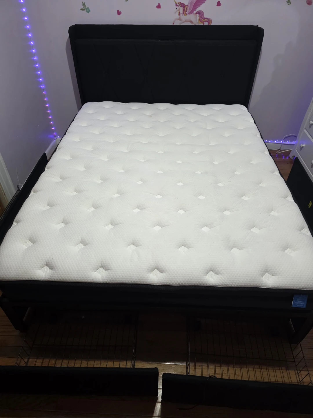 Queen Size Mattress with Black Headboard - photo 2