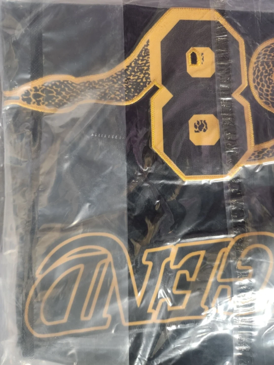 Youth Kobe Bryant "Legend" Jersey - photo 4