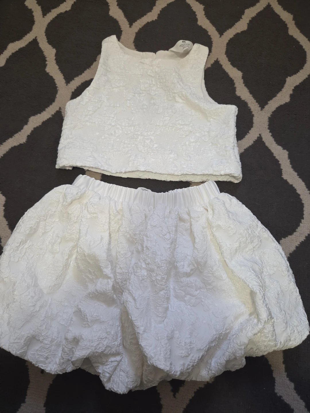 White Textured Two-Piece Outfit - photo 2