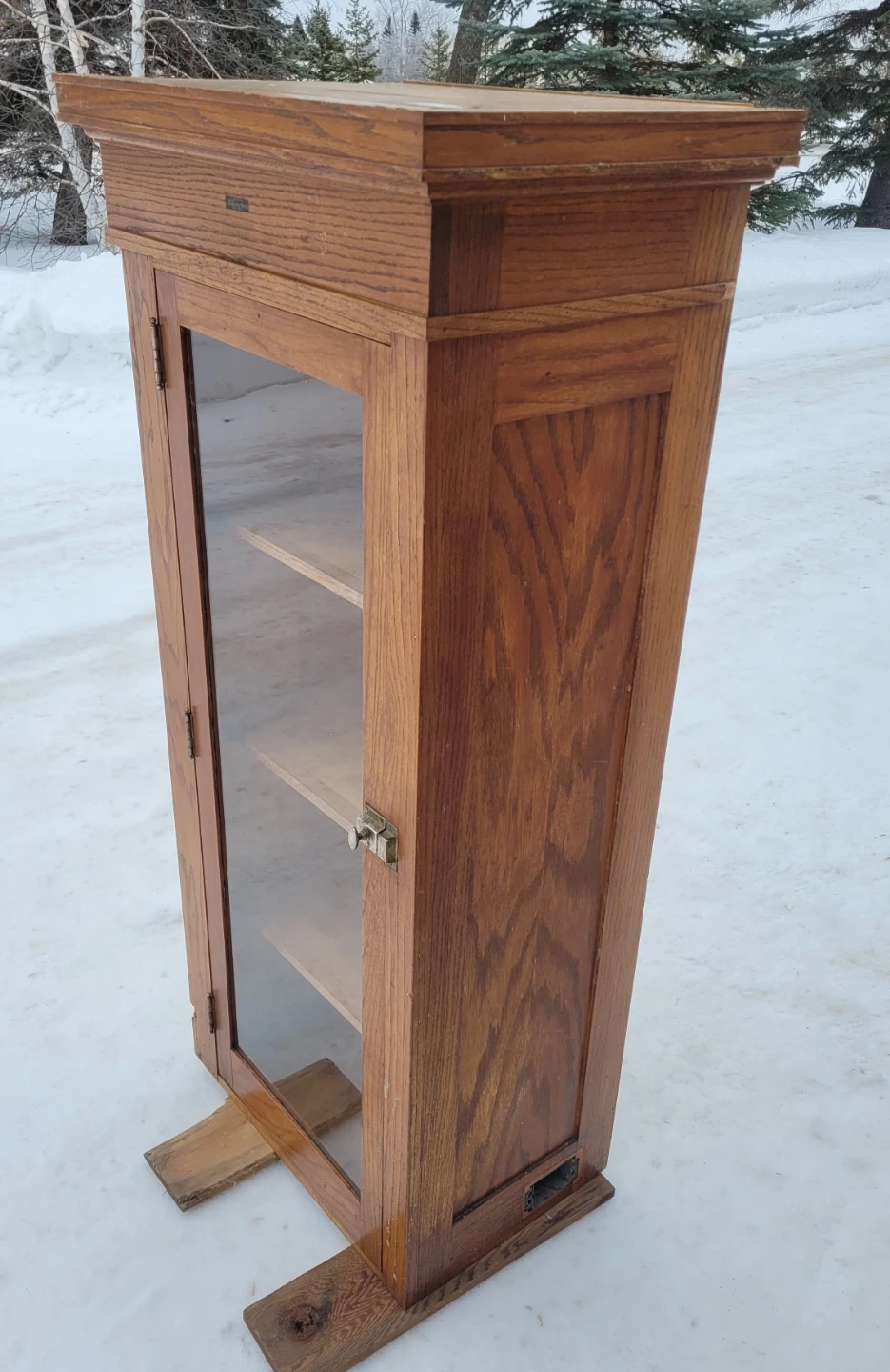 Oak Display Cabinet - photo 2