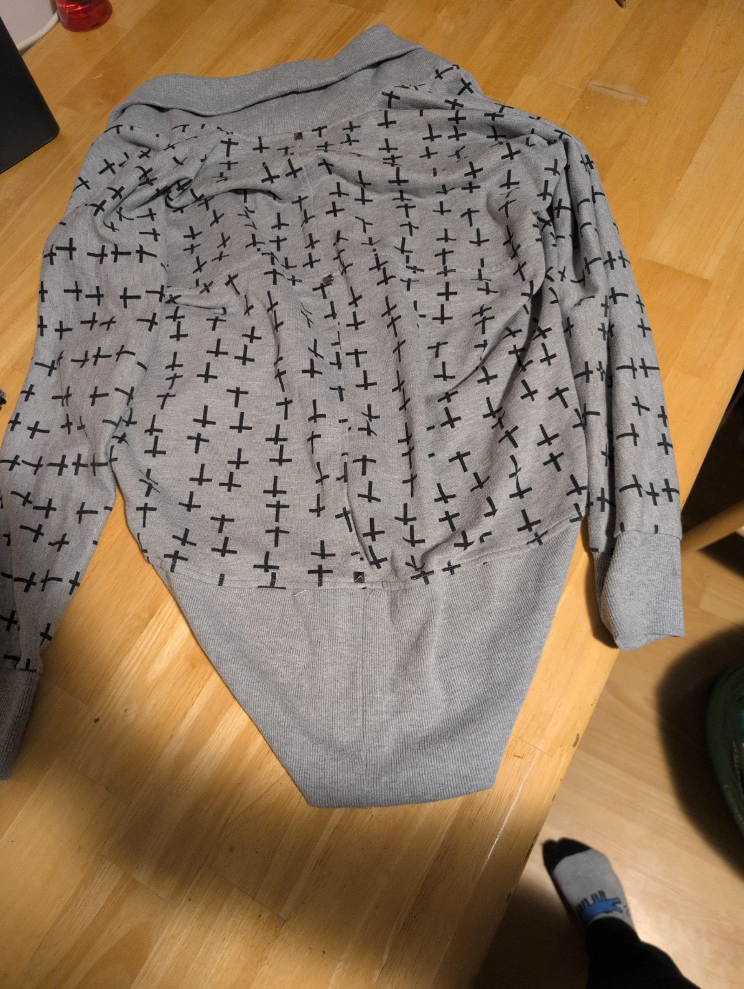 Seductions Grey Cardigan with Black Cross Pattern - photo 2