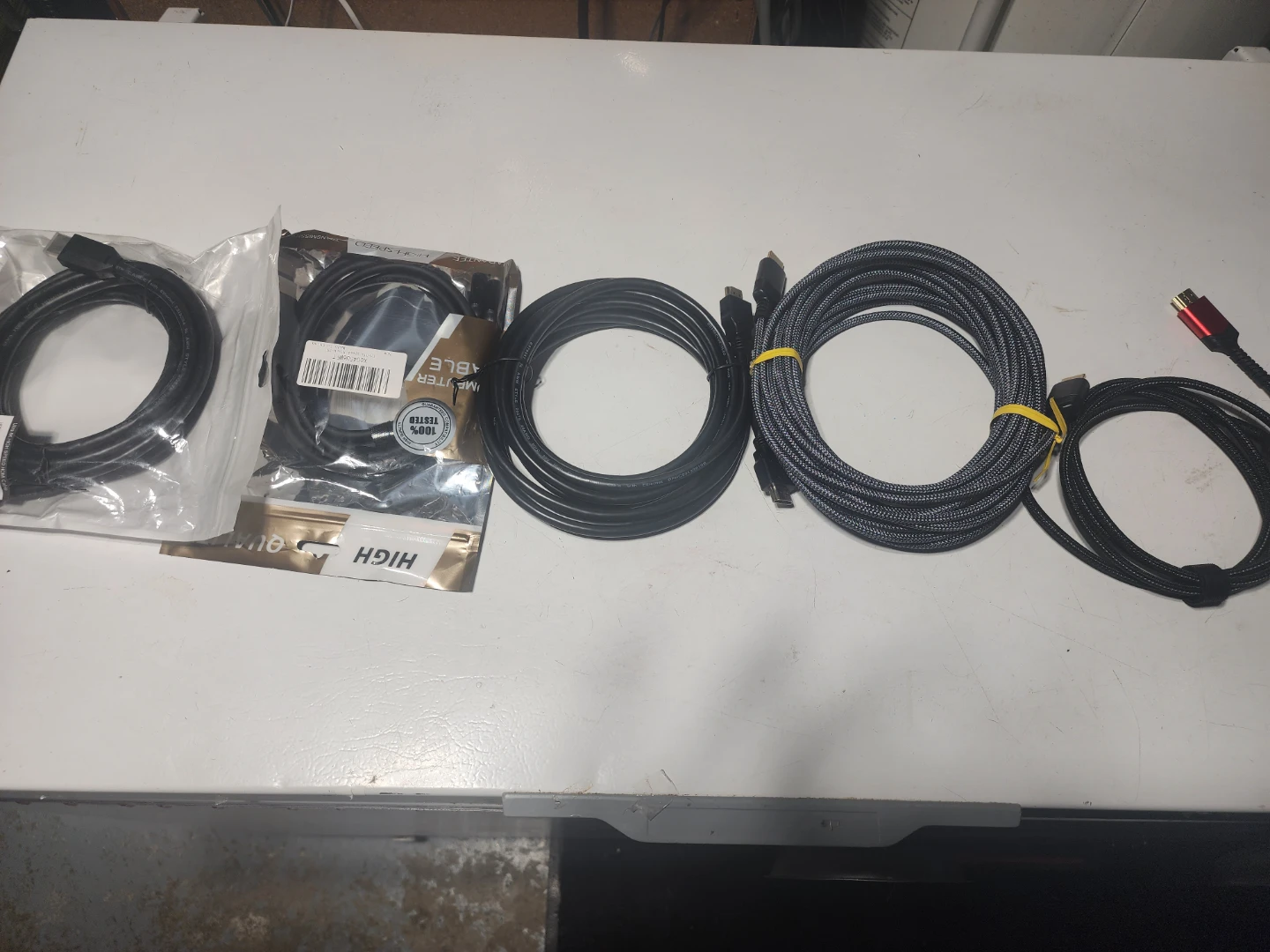 Bundle of HDMI Cables