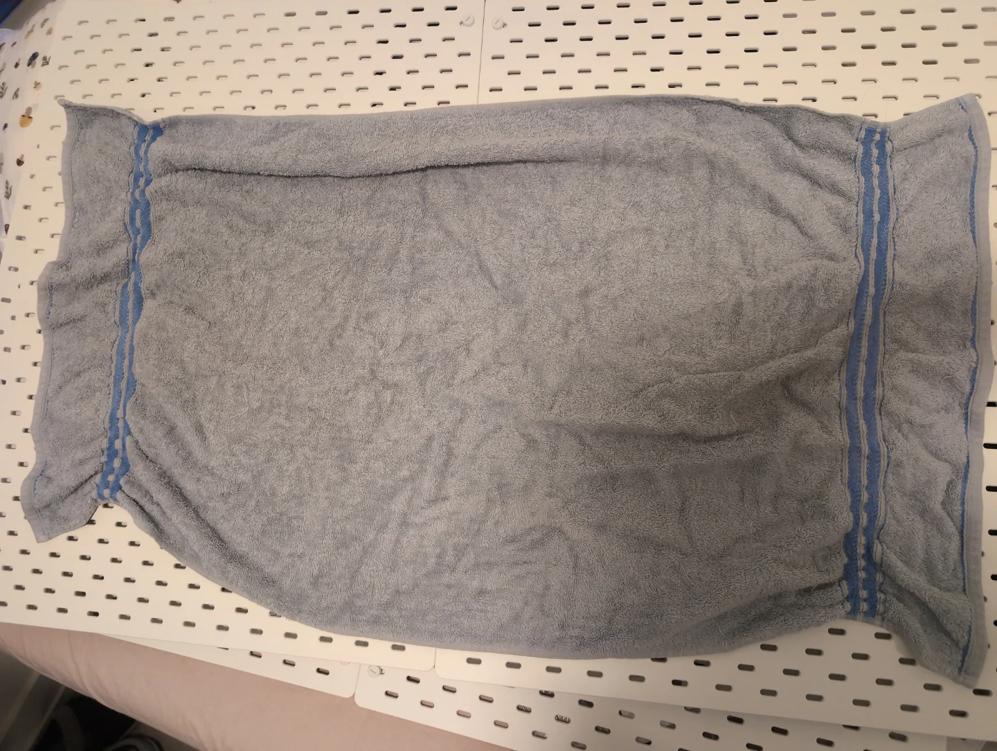 Grey Bath Towel with Blue Trim