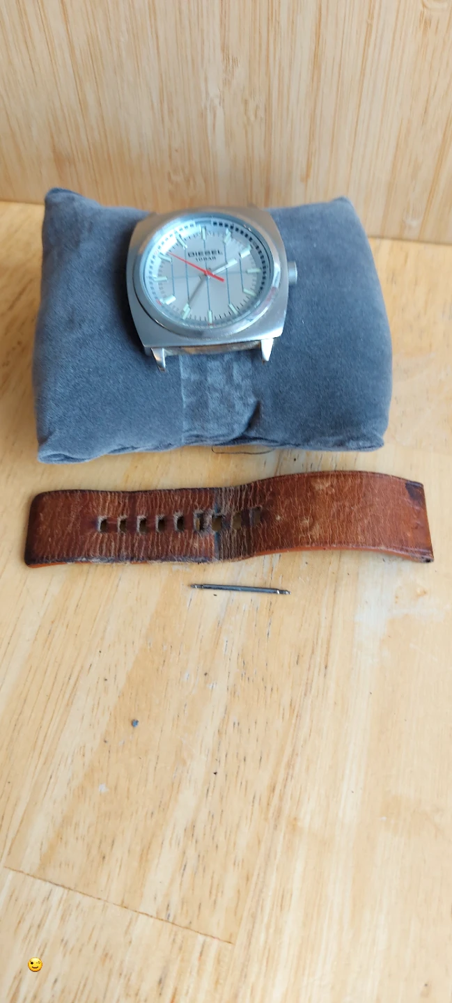 Diesel 10 Bar Watch with Leather Strap - photo 4