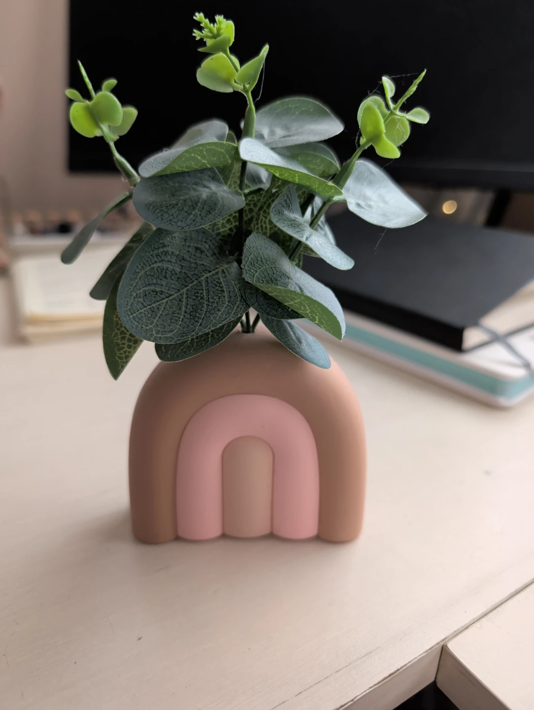 Hand sanitizer in fake plant  🥕 - photo 2
