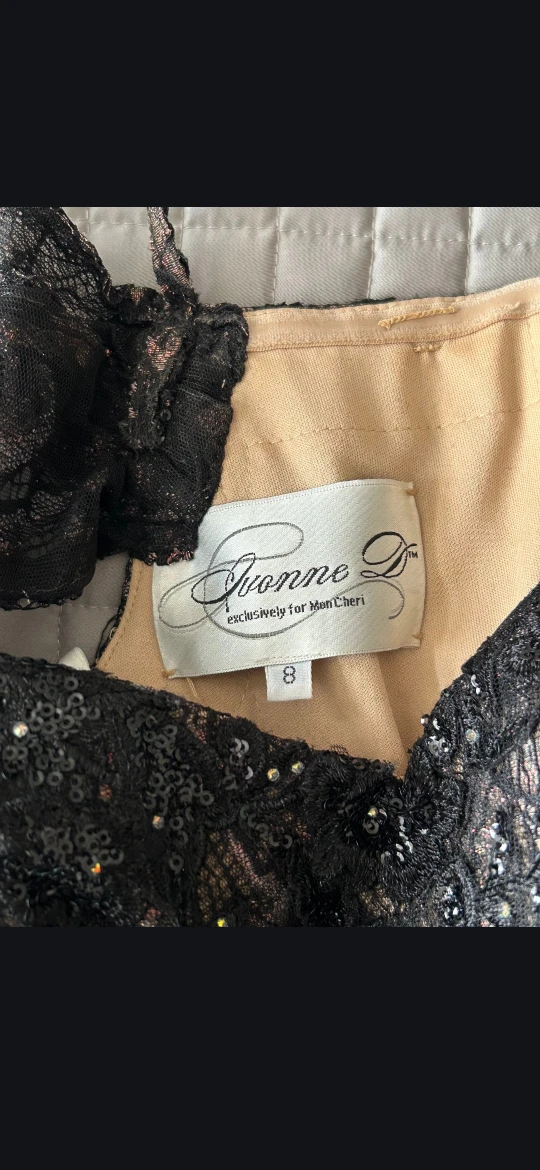 Ivonne D Black Lace Sequin Off-the-Shoulder Gown - Size 8 - photo 3
