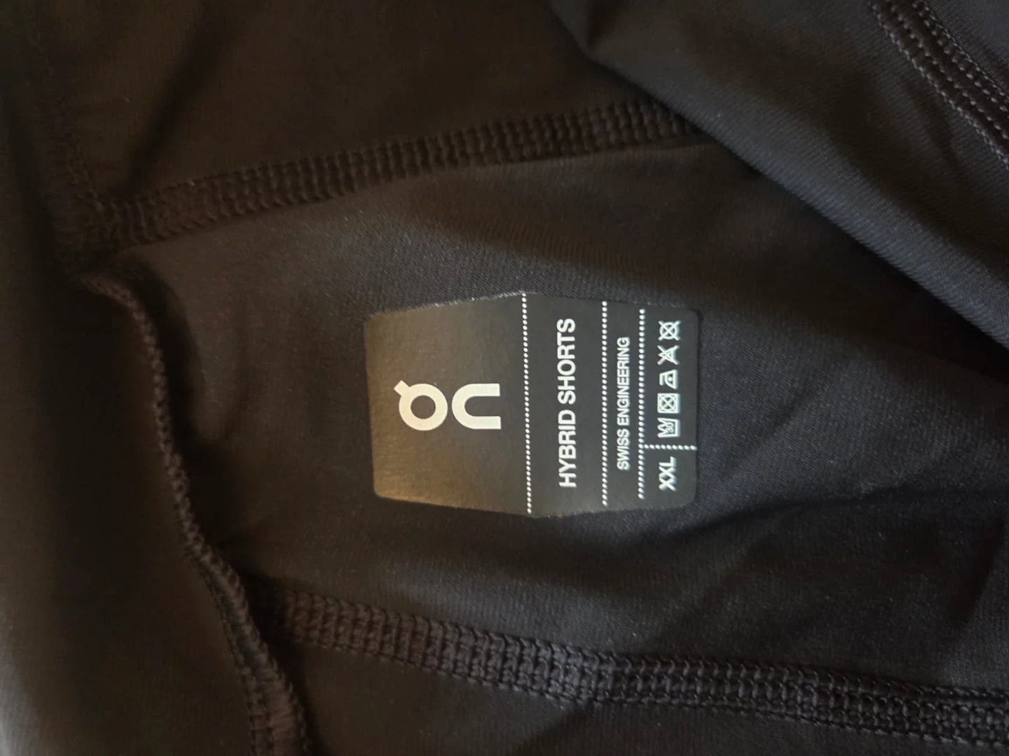 On Hybrid Shorts XX Large Black - photo 2