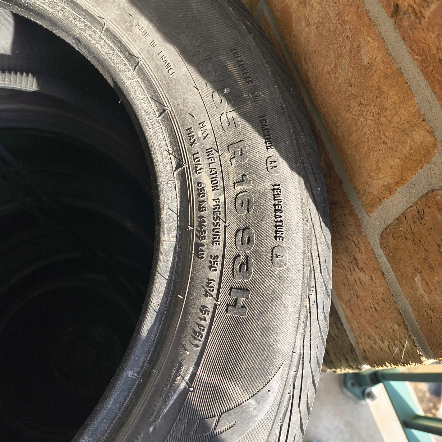 Set of 4 Michelin Tires - 205/55R16 91H - photo 2