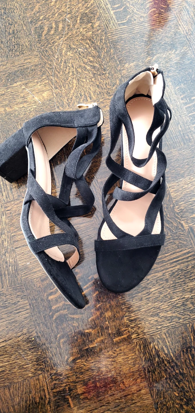 Black Strappy Block Heel Sandals - photo 2