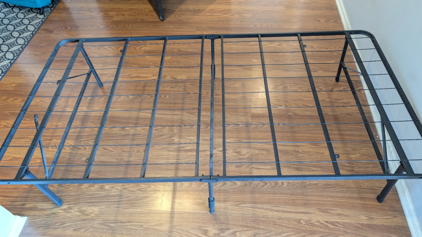Foldable Metal Bed Frame Twin size - photo 2