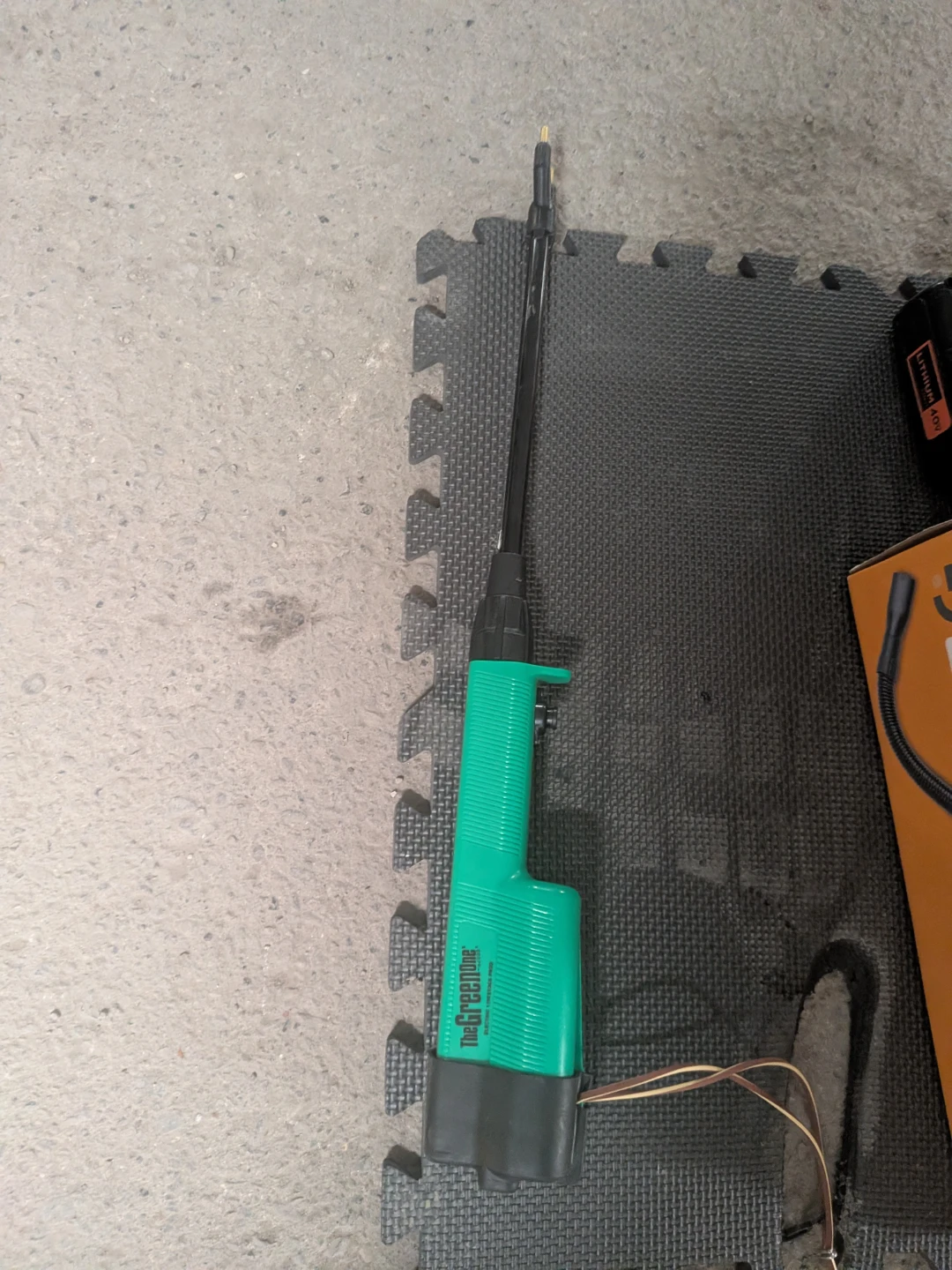 Hot-Shot Rechargeable Livestock Prod - Green