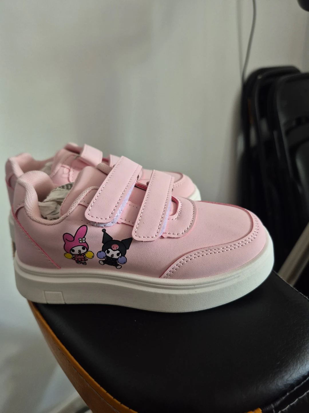 Pink Sanrio Character Velcro Shoes - Size 28 - photo 3