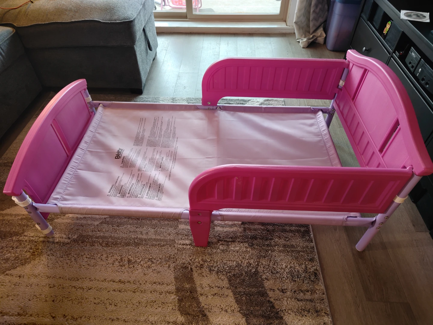 Delta Children Toddler Bed - Pink - photo 4