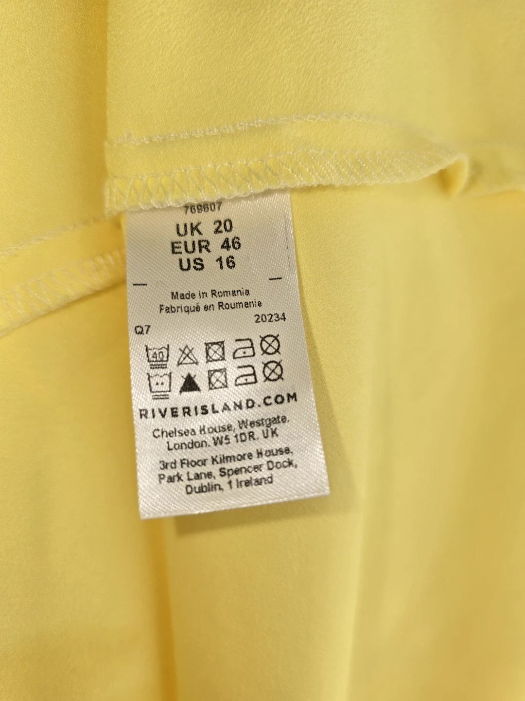 River Island Plus Yellow V-Neck Dress - photo 3
