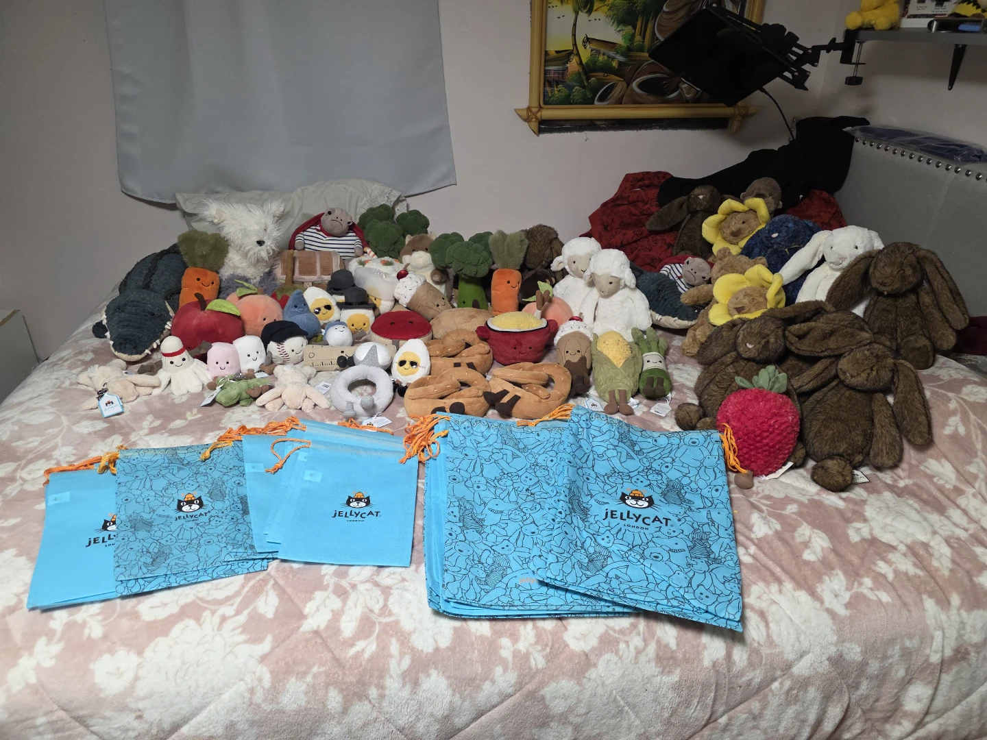 Bandnew with tags Jellycats for sale ( please read ad)