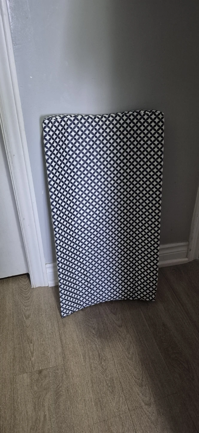Baby Changing Pad with Covers - photo 2