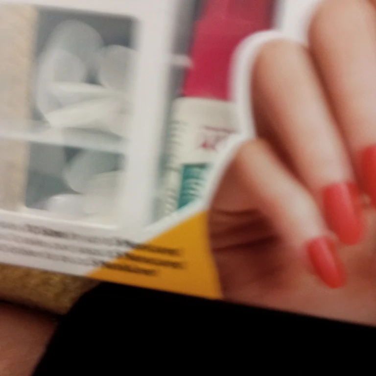 KISS 100 Full-Cover Nails Active Oval - photo 3