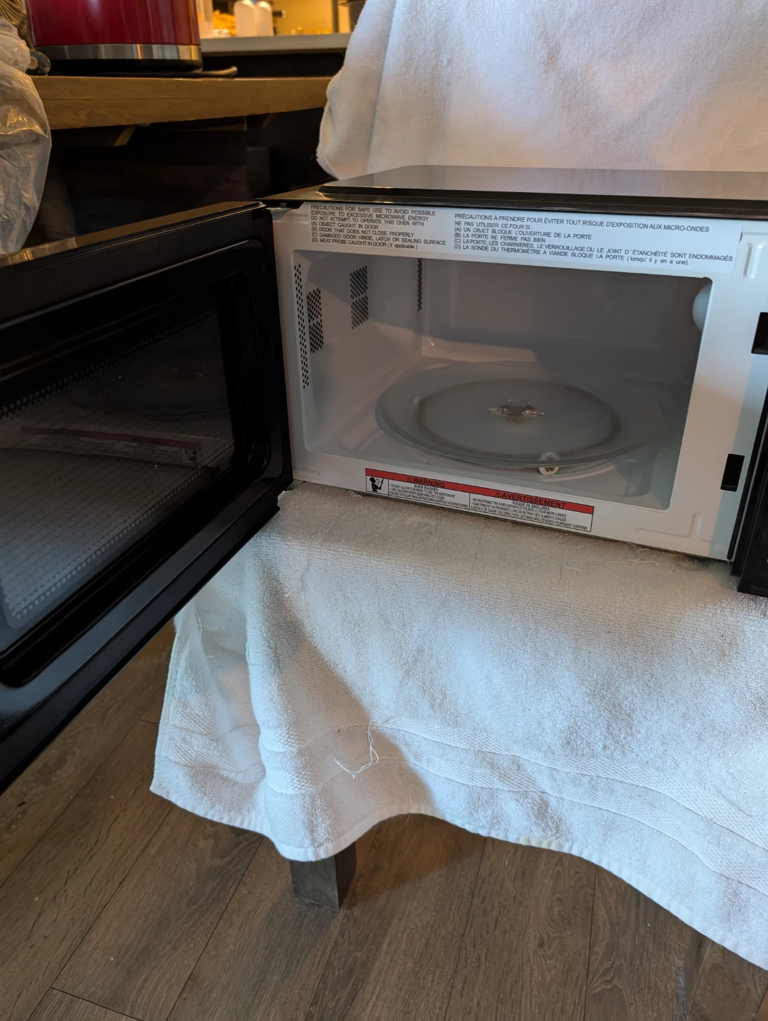 Chefman Black Microwave - photo 2