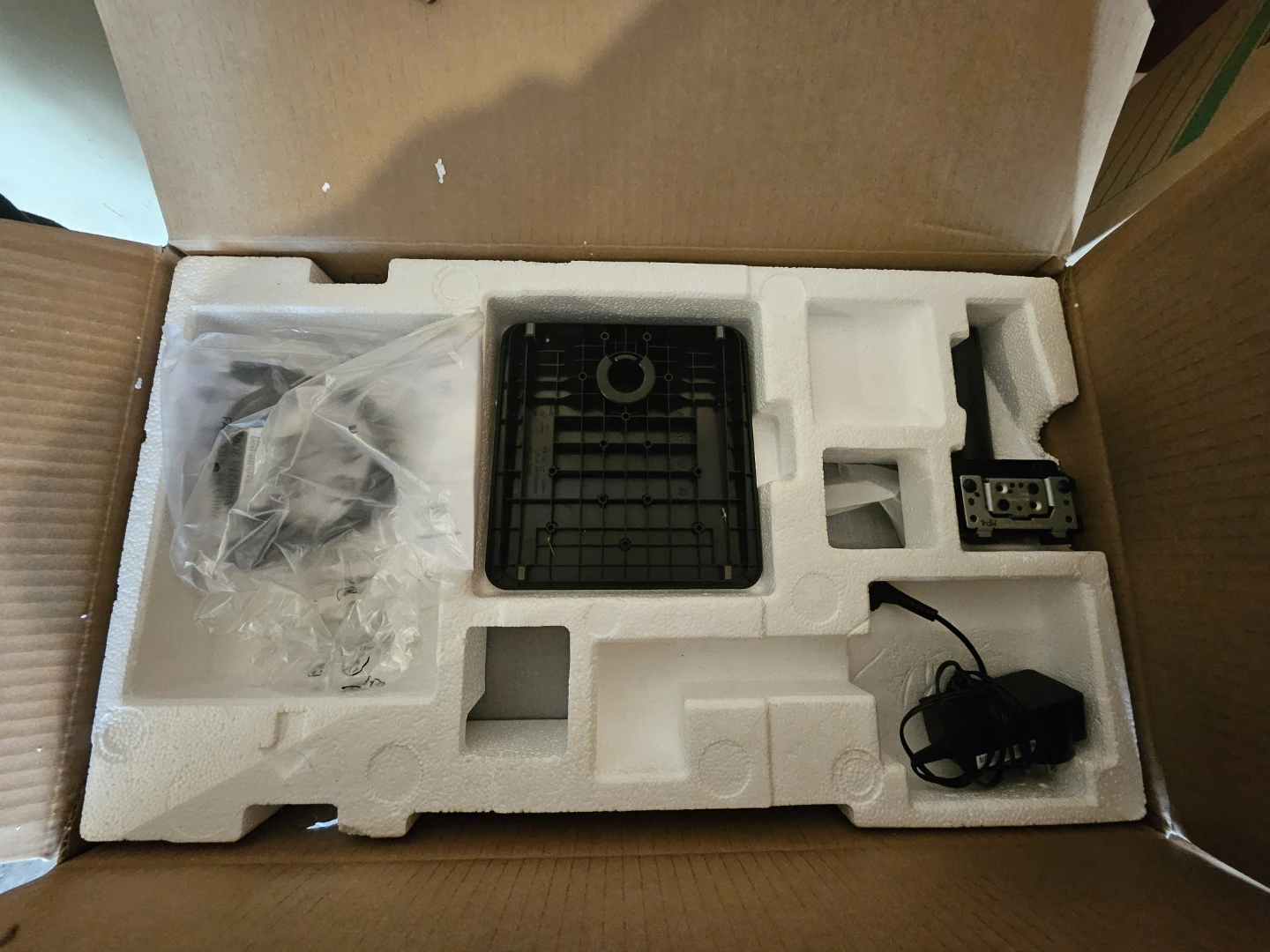 LG 21.5" Monitor 22MP41W-W - photo 2