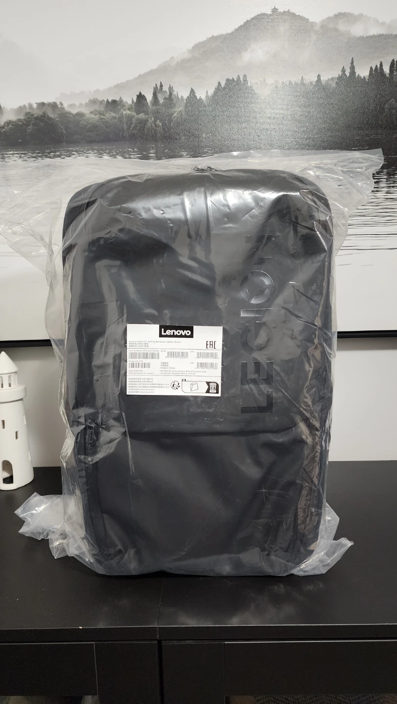 (NEW/Unopened) Lenovo Legion 17" Gaming Backpack GB800 (Black) - photo 2