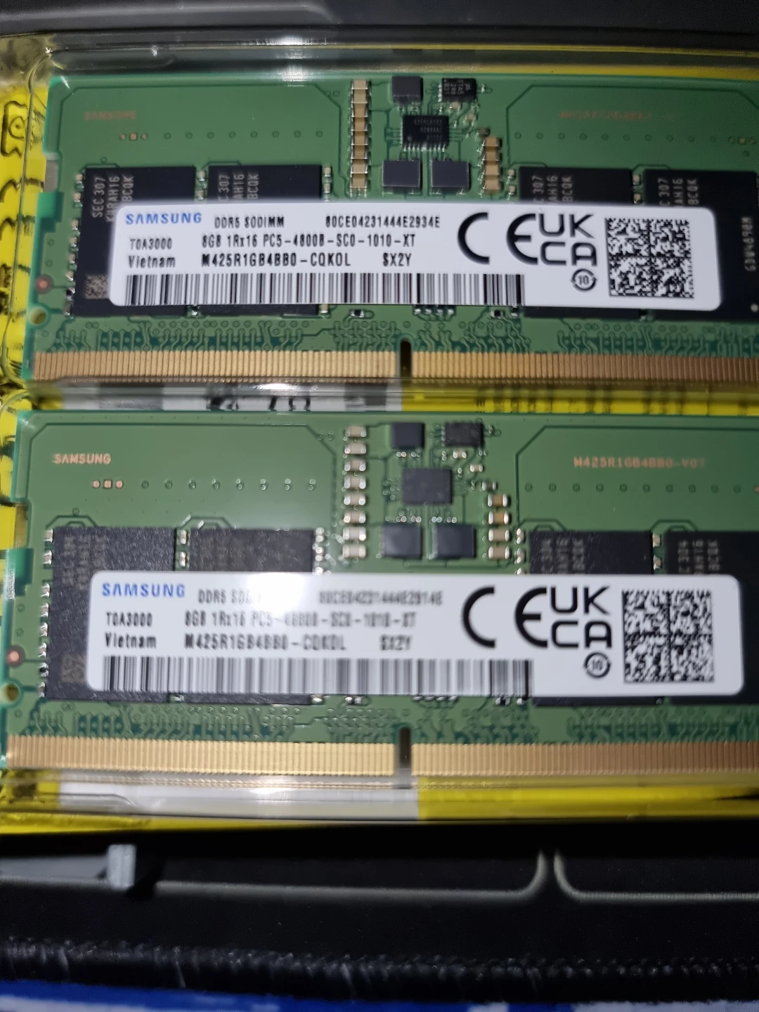 Samsung DDR5 SODIMM RAM 8GB 1Rx16 PC5-4800B-SC0-1010-XT - photo 2