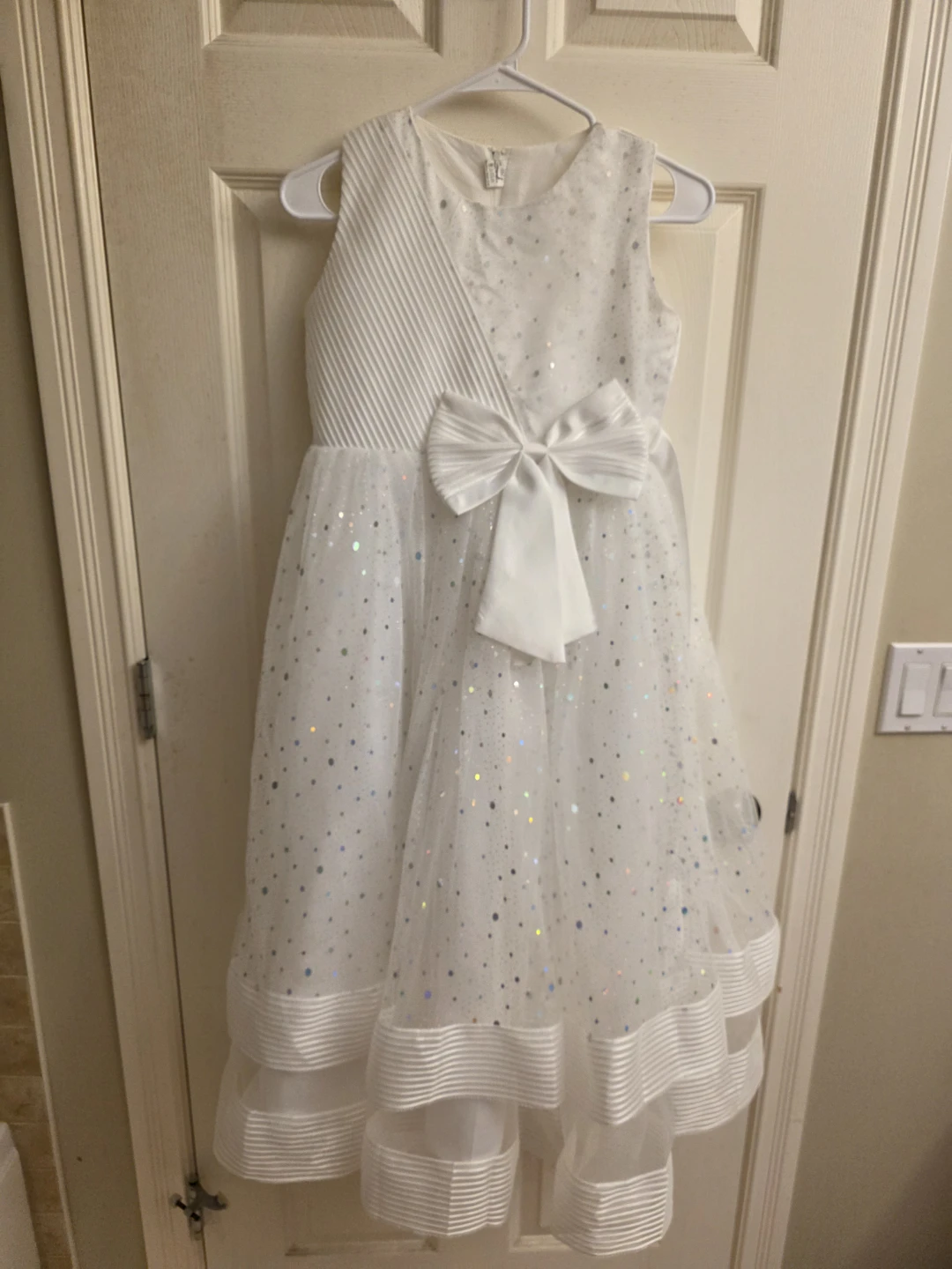 White Sparkle Dress with Bow - Size 160 - photo 2