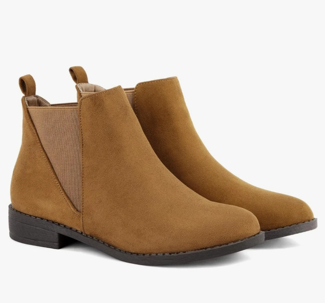 Brand new MaxMuxun Women's Boot Size 10