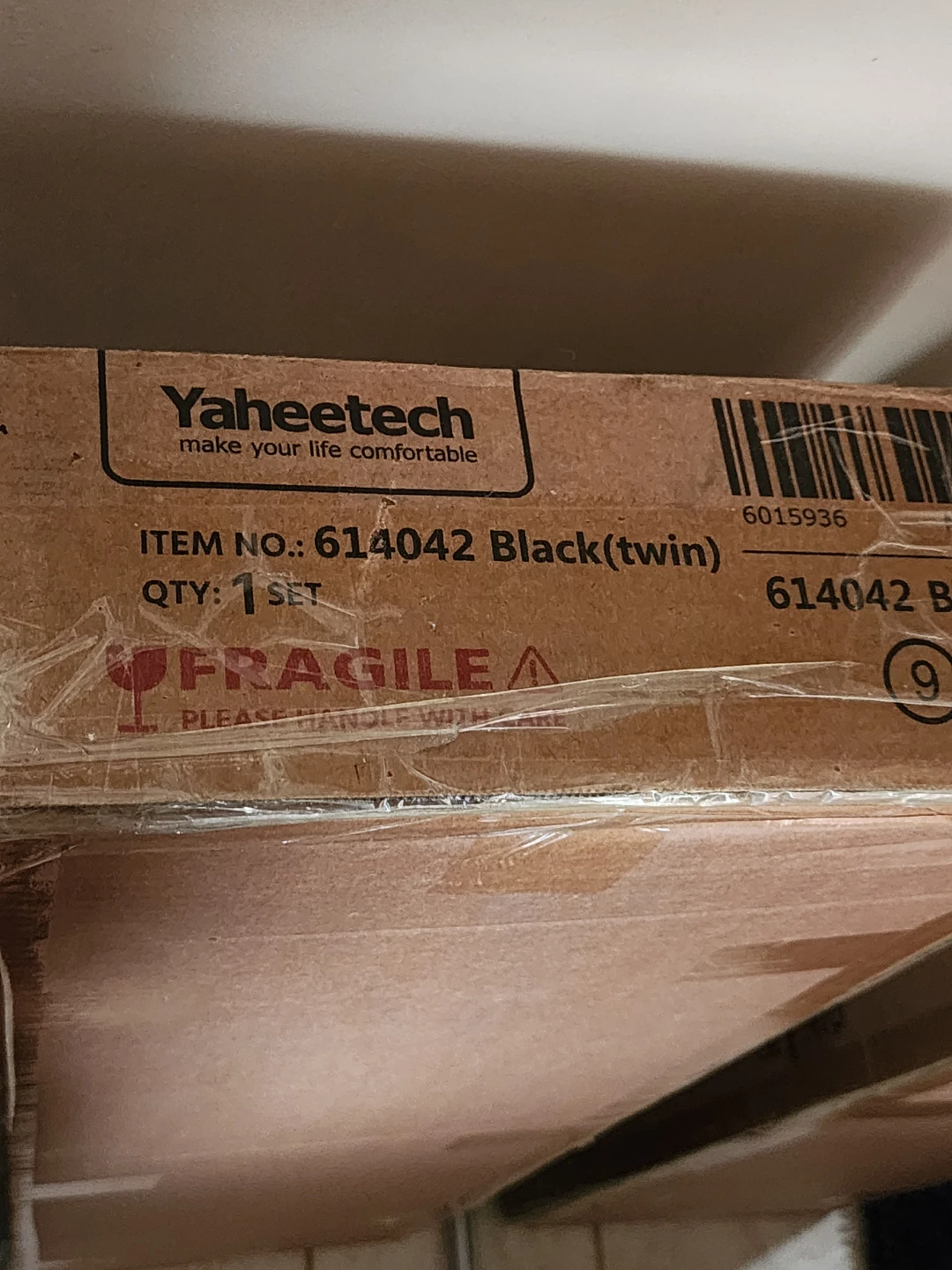 Yaheetech Twin Black Bed Frame - photo 2