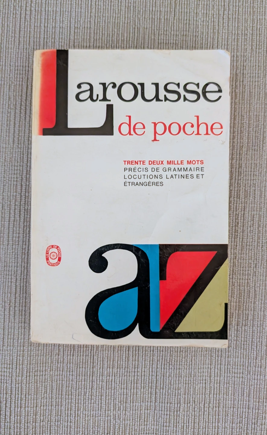Larousse de Poche Dictionary