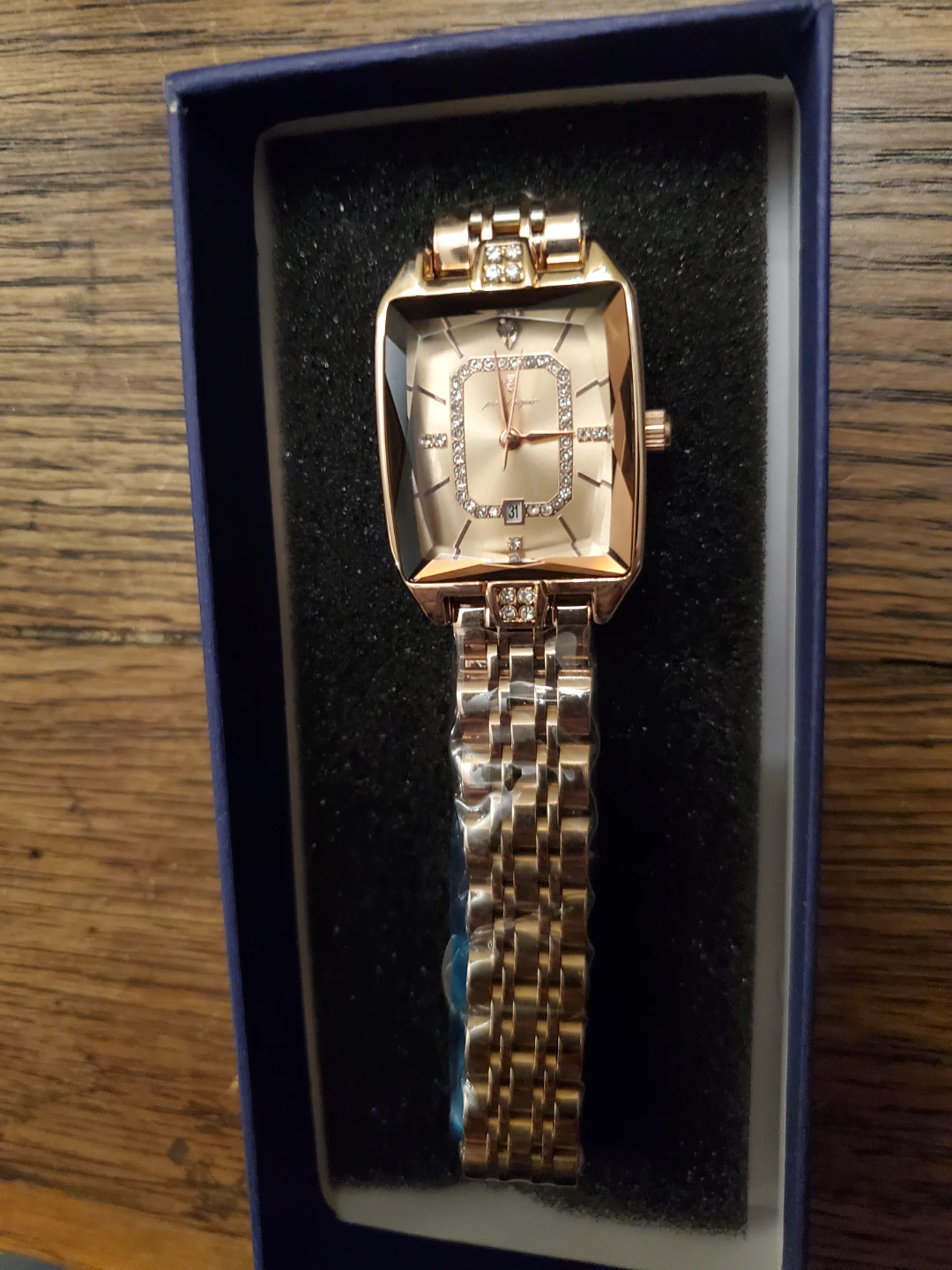 WOMENS NEW WATCH