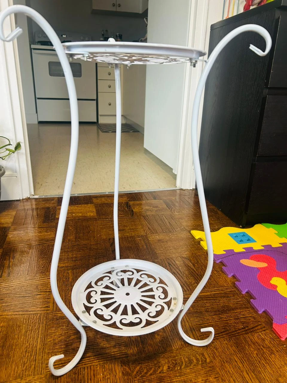 White Metal Tiered Plant Stand - photo 4