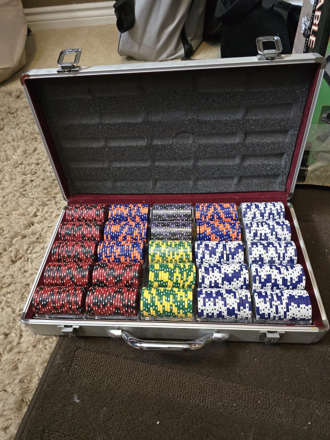 Jackpot Poker Chip Set with Case - photo 2