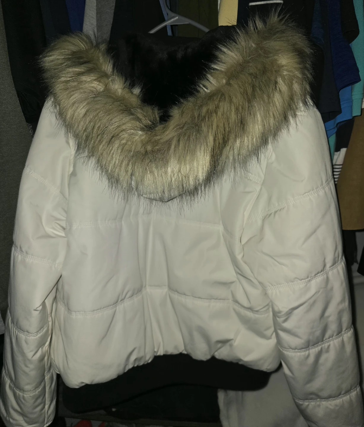 Guess Puffer Jacket with Fur Hood - White - photo 2
