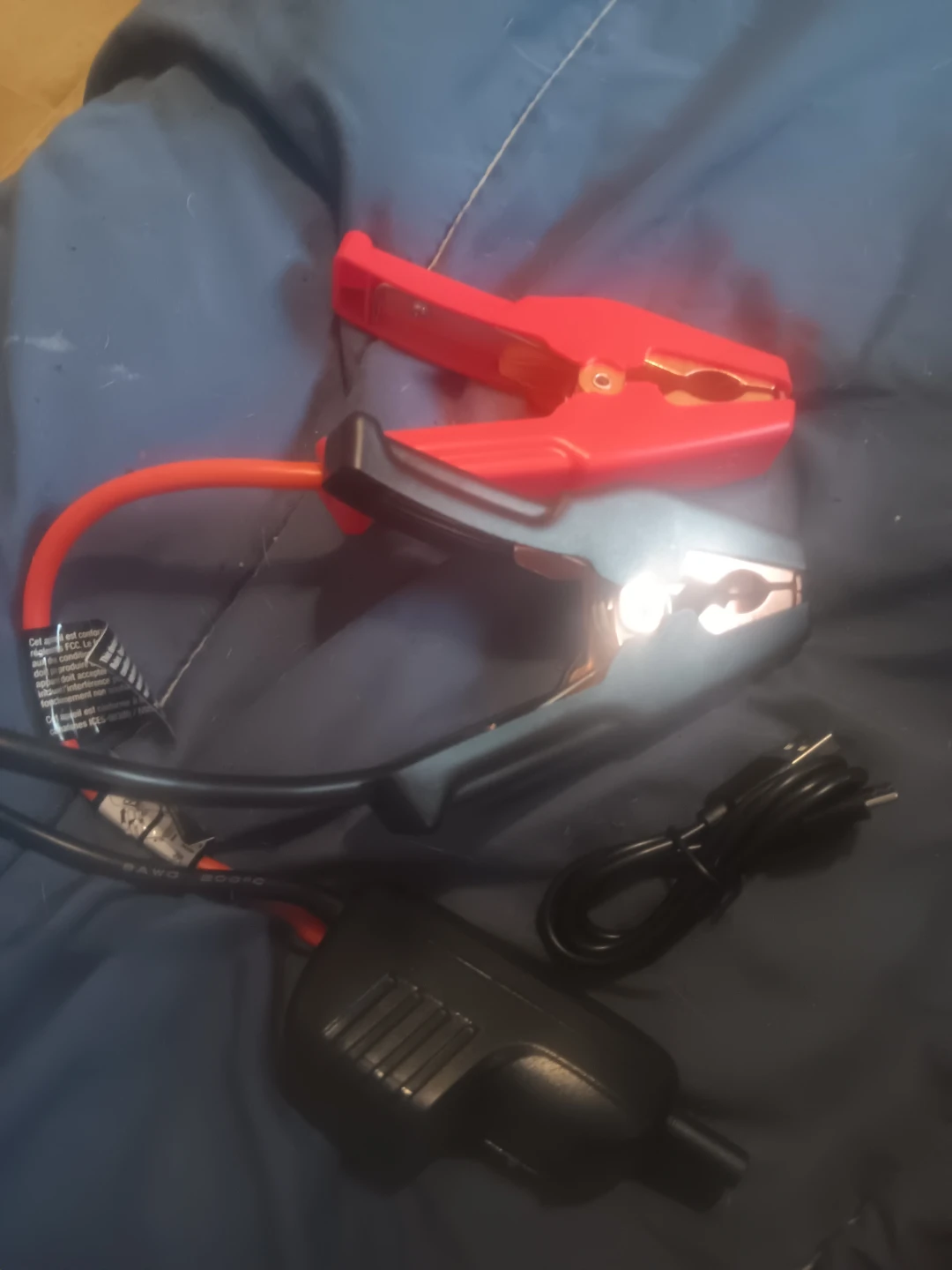 Schumacher Jump Starter and Power Bank - photo 5