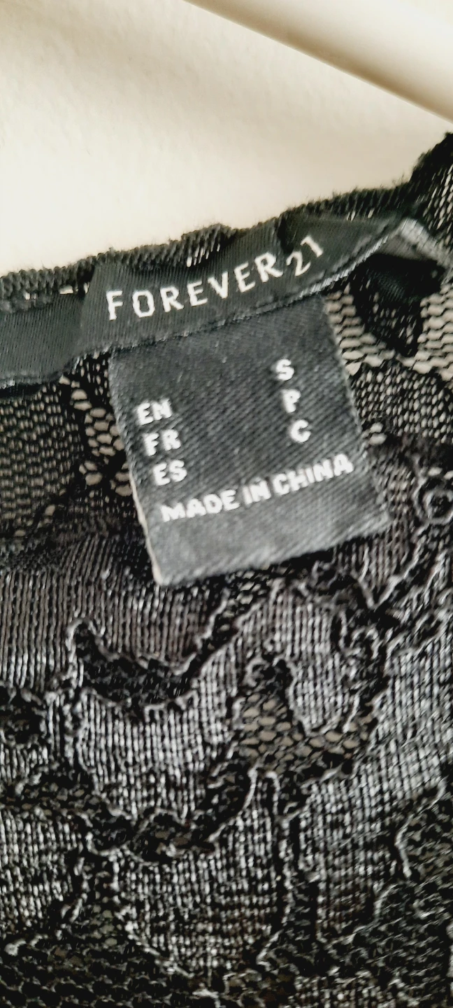 Forever 21 Black Lace Bell Sleeve Crop Top - photo 2