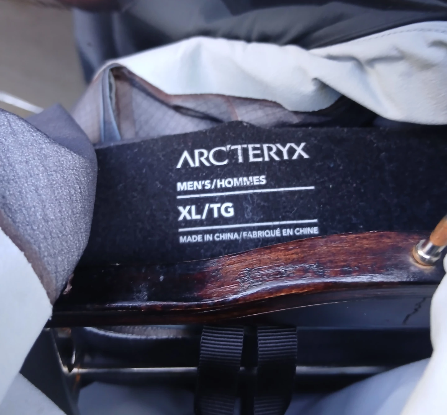 Arc'teryx Men's XL/TG Jacket - photo 2