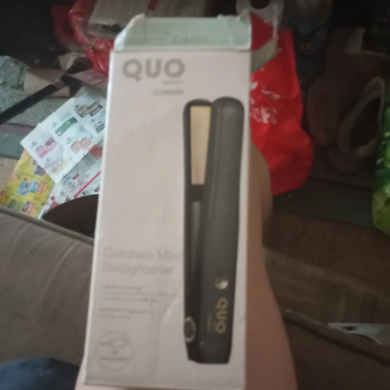 Conair Quo Cordless Mini Straightener