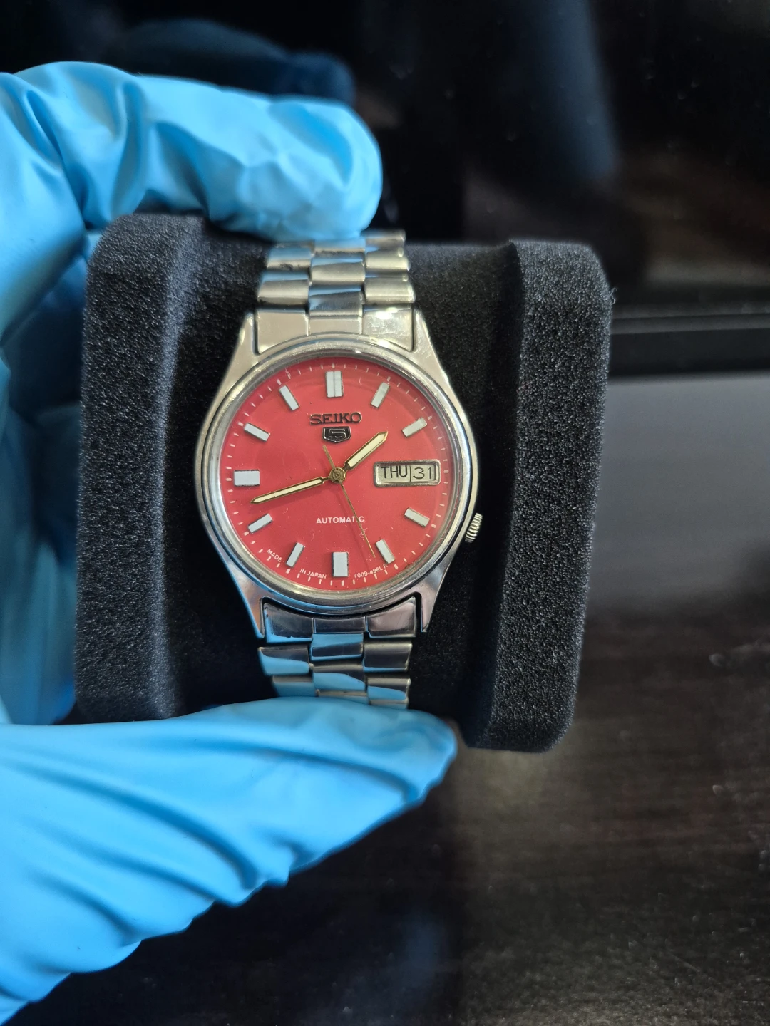Vintage Seiko 5 Automatic Watch - Red Dial - photo 3