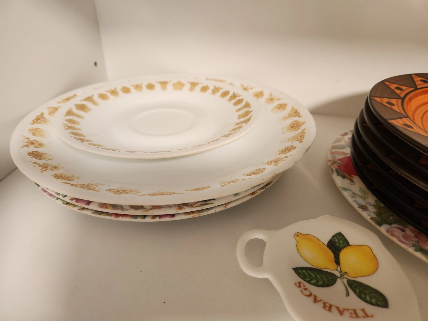 MOVING OUT SALE DISHES - photo 3