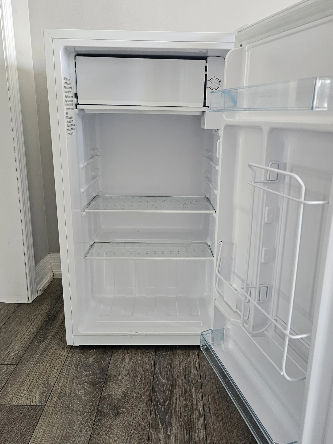 Mini Fridge - photo 2