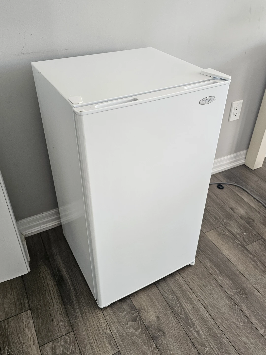 Mini Fridge - photo 4