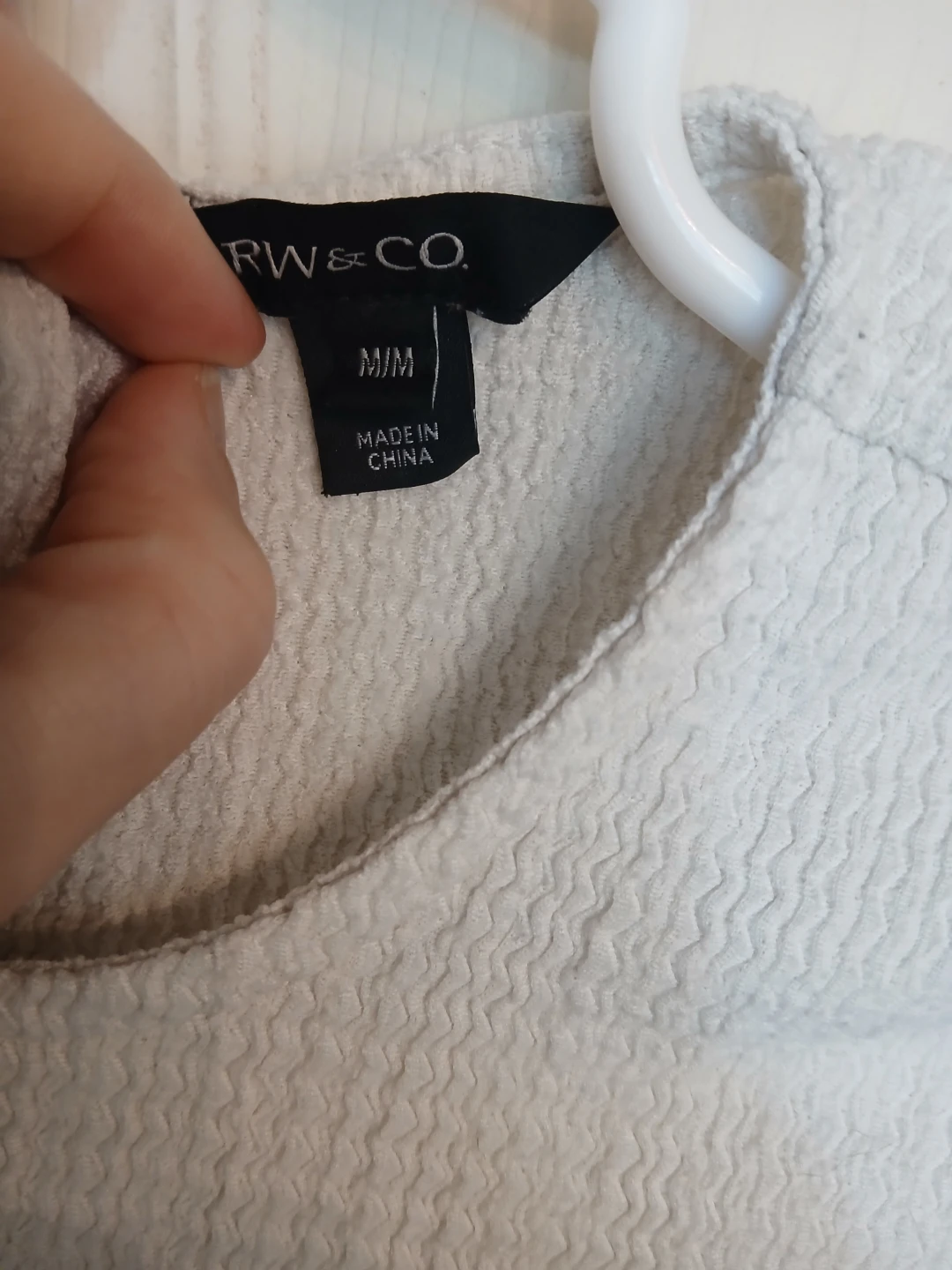 RW&CO. Cream ruffle summer top, size medium (M) - photo 5