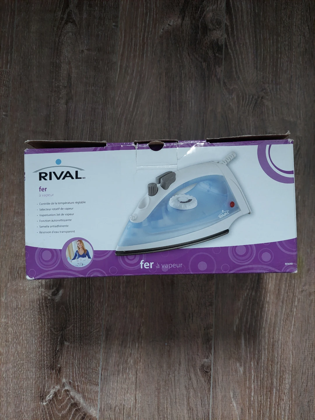 Rival Steam Iron with Water Cup